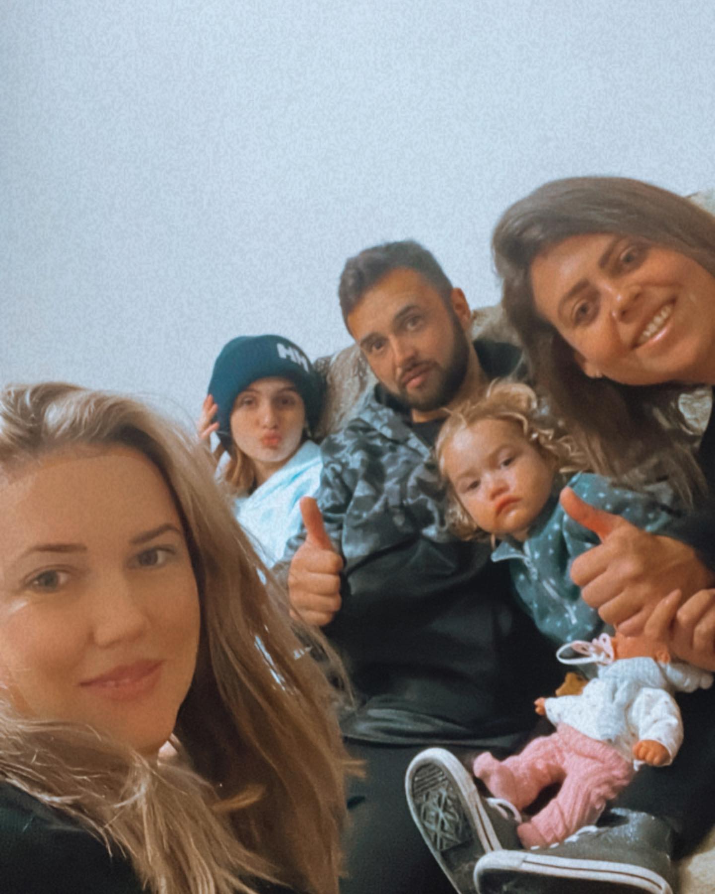 משפחה אהובה שלי חג שמח לנו ❤️